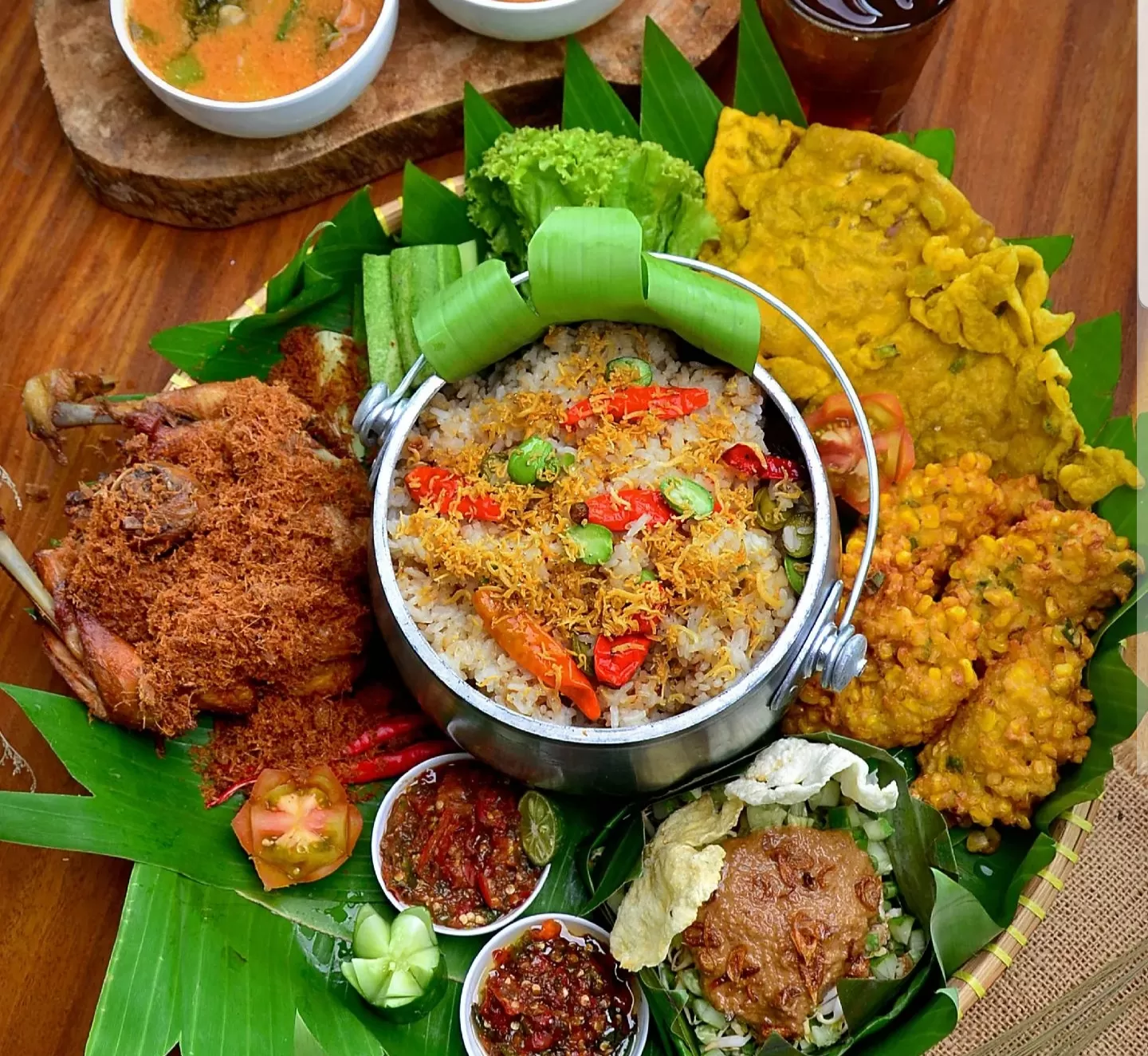 Warung Nasi Liwet Khas Ceurih Cot